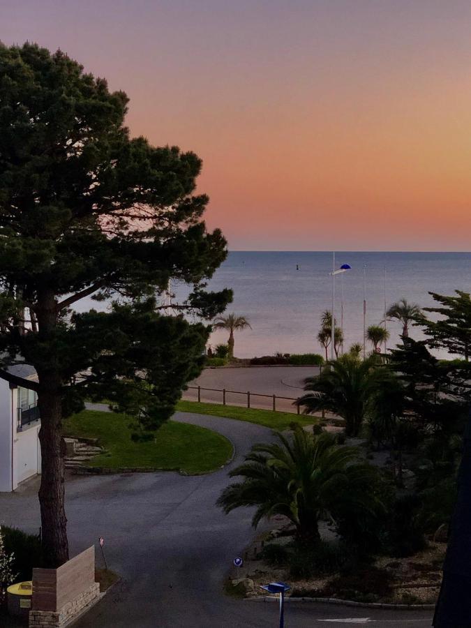 Le Studio "La Plage" 3 Etoiles Face A La Mer Benodet Bagian luar foto